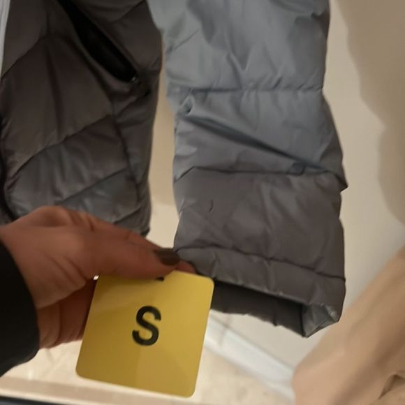 NWT Andrew Marc Ladies Long Stretch Parka SMALL - Picture 4 of 8